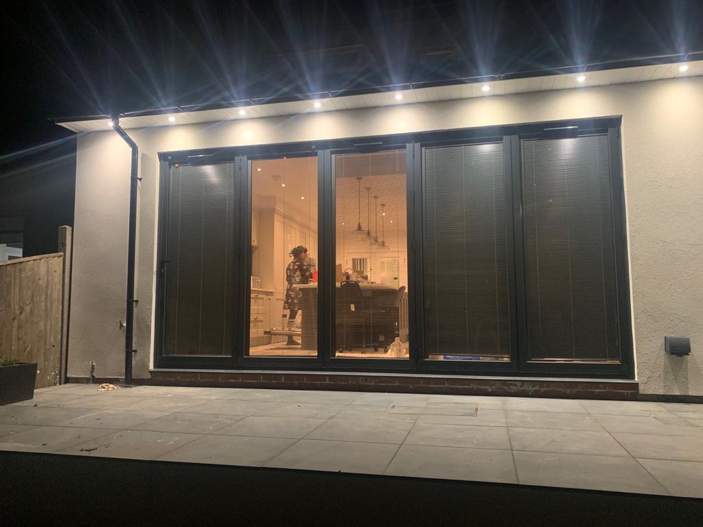 5 panel folding door